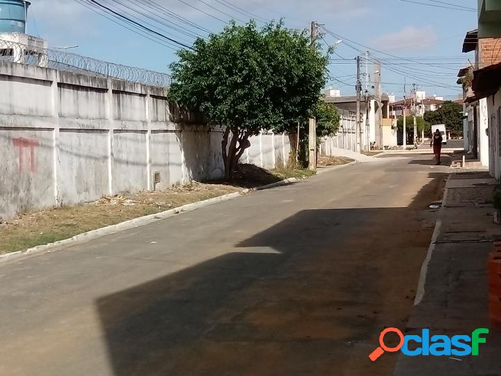 Imóvel no centro de Barra de Coqueiros - SE - só