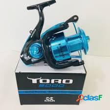 Kit Molinete Toro Maruri + 4 Sapito + Isca Mar Fishing