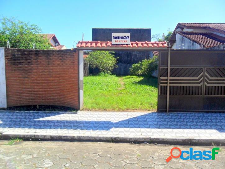 LOTE DE TERRENO ATERRADO COM MURO ALTO E PORTÃO ALUMINIO