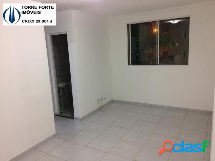Lindo apartamento com 2 dormitórios no Jd. Presidente