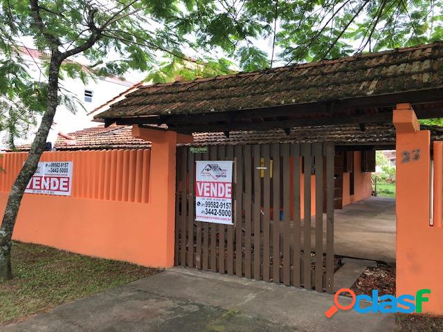 OPORTUNIDADE CASA COM AMPLO TERRENO