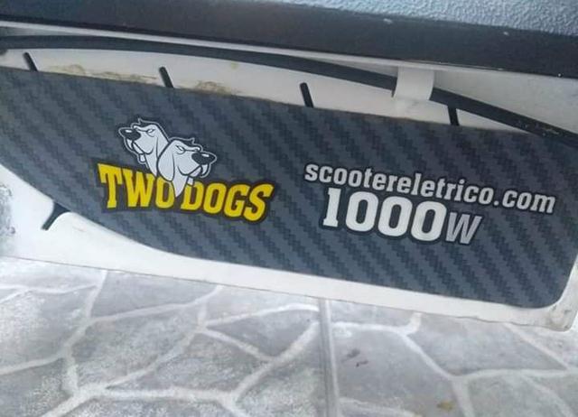 Patinete elétrico: recarregável marca tow dogs é semi