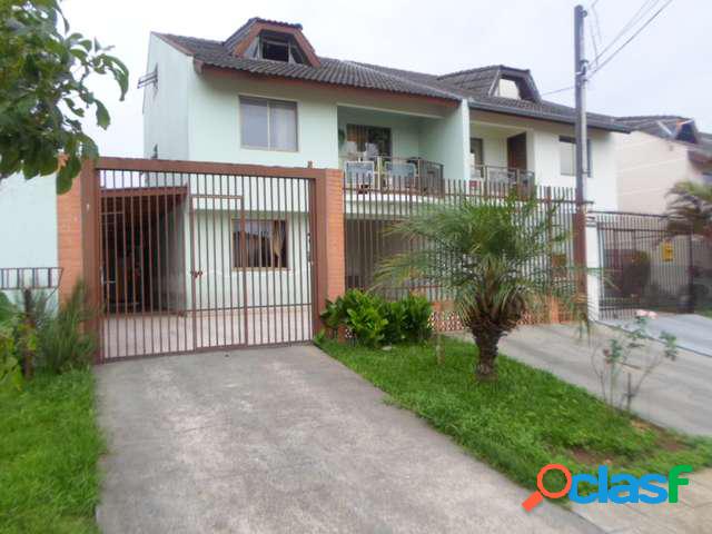 Sobrado Triplex no Novo Mundo