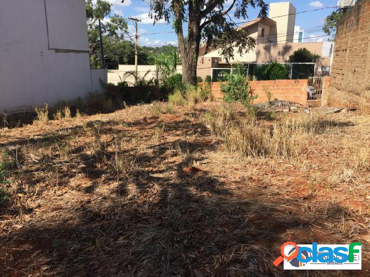 Terreno com 421 m2 em Campo Grande - Vivendas do Bosque à