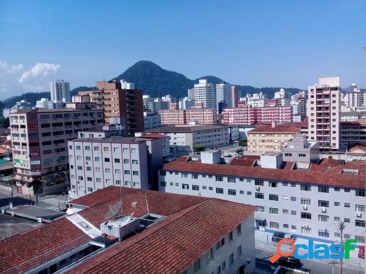 Vendo Apto no Boqueirão / 119 mts / 2 Dorm / 100 mts da