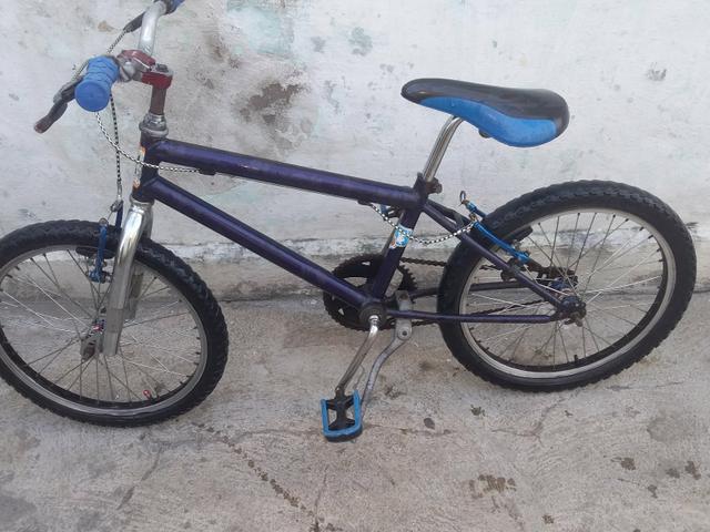 Vendo bicicleta infantil aro 20