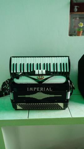 Acordeon imperial 120 baixos SOMENTE A VISTA 