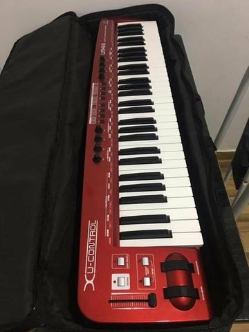 Controlador behringer 610x