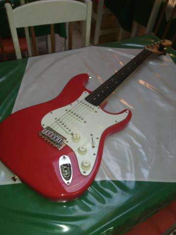 Guitarra 7play by condor
