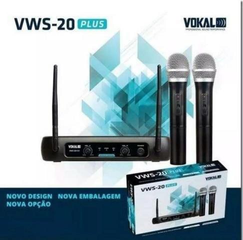 Microfone Sem Fio Duplo VWS-20 Plus Bivolt - Vokal