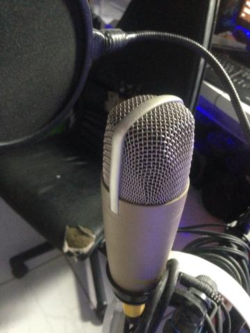 Microfone behringer c1