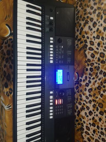 Teclado Yamaha