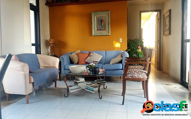 APARTAMENTO 03 QUARTOS NO CENTRO DE CABO FRIO