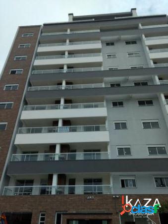 Apartamento 03dorm/suíte em Barreiros São José/SC