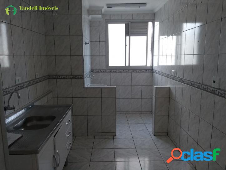Apartamento com condomínio, 2 dormitórios, Jd do Estádio
