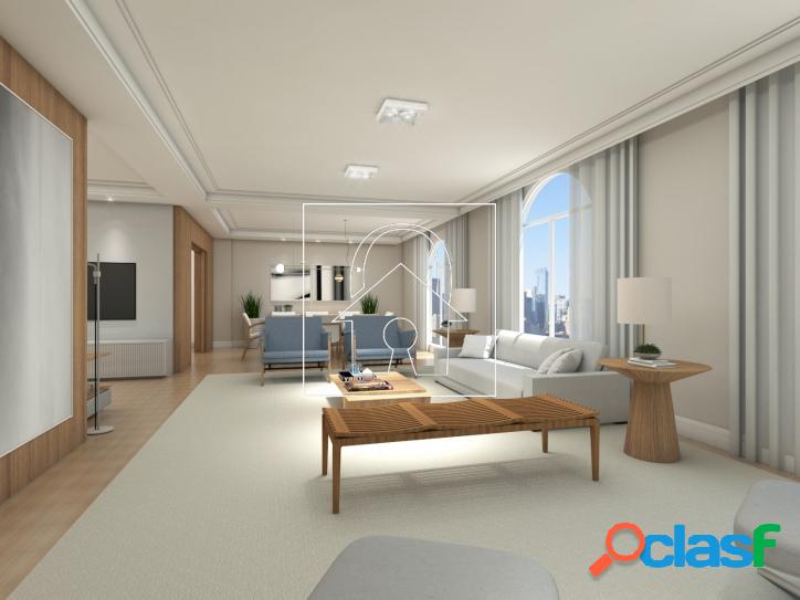 Apartamento modernizado com 268m² à venda no Jardim