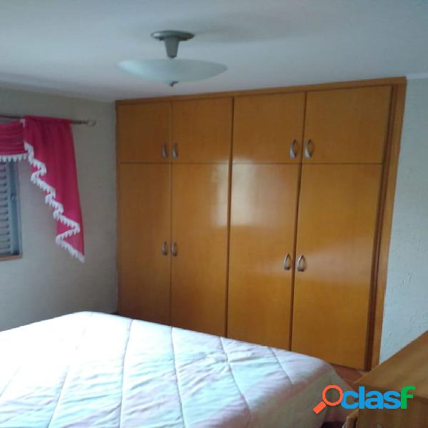 Apto na Vila Alzira. 2 dorms, 1 vaga.