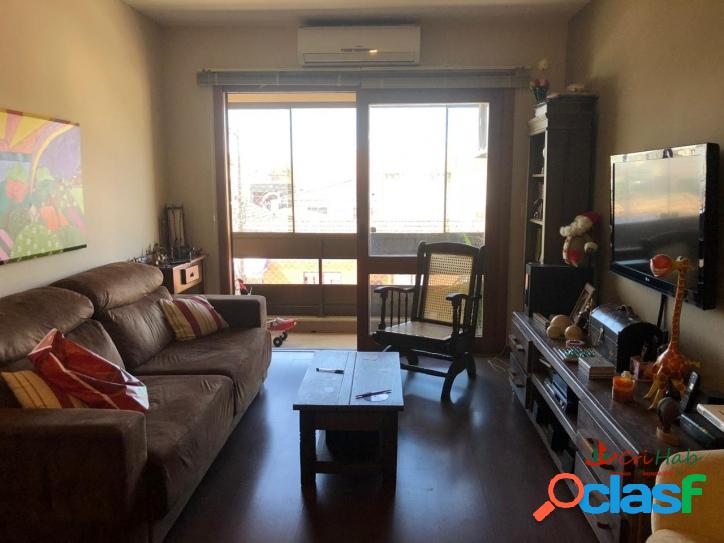 Belíssimo apartamento duplex no Centro