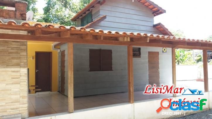 CASA NO BALNEÁRIO CAMBIJÚ