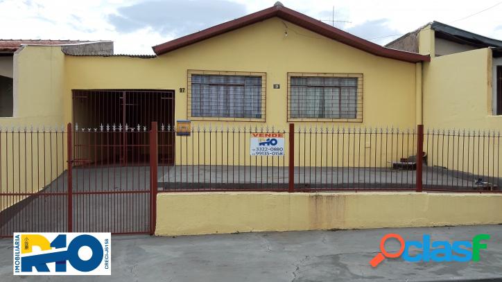 Casa a Venda com 2 Quartos, + Edícula no Newton Guimarães