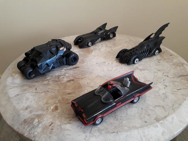 Coleção miniatura dos carros do Batman