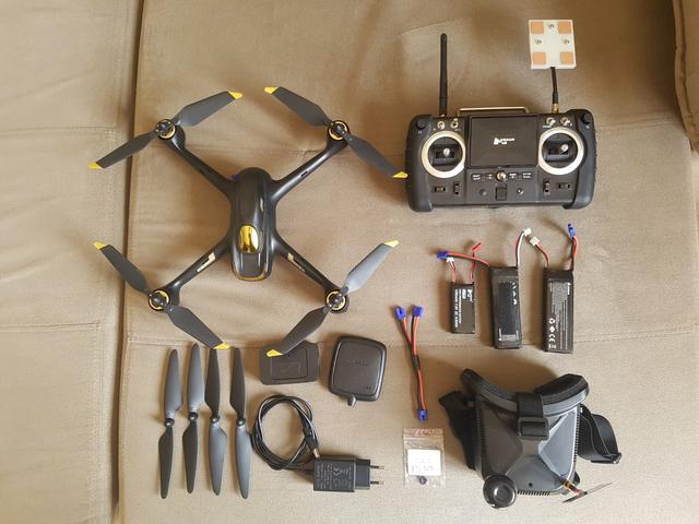 Drone hubsan h501 ss 3 meses de uso