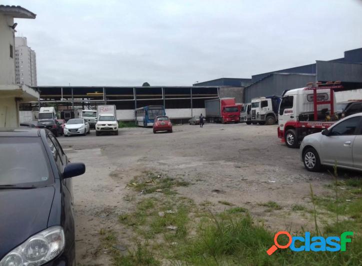 Excelente Área para estacionamento/Loja/Concessionária
