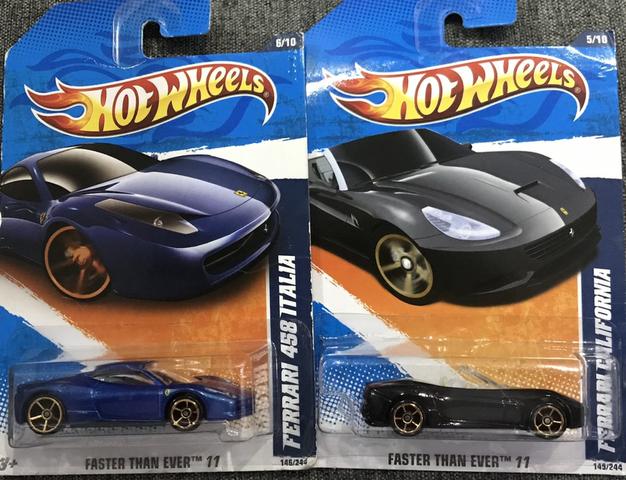 Kit com 2 Ferrari Hot Wheels