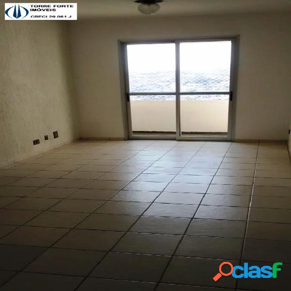 Lindo e espaçoso apartamento com 2 dormitórios em