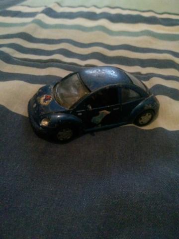 Miniatura VOLKSWAGEN NEW BEETLE