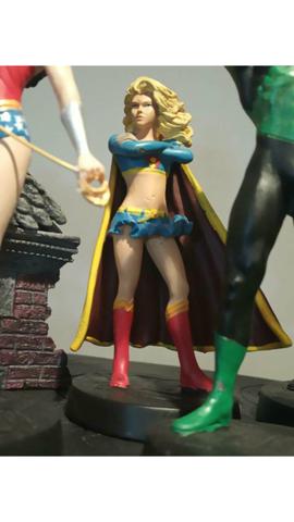 Super girl eaglemoss