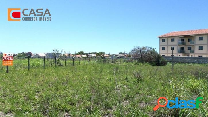 Terreno Multifamiliar em Cajueiros, 960m²