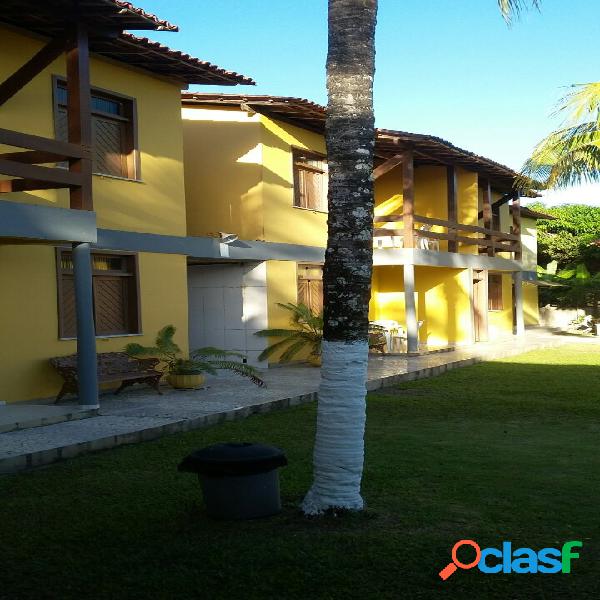 Venda de Village com 13 Casas de 68 m² a 100 m da praia -