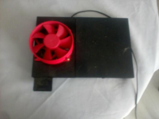 Playstation 2 R$ 400