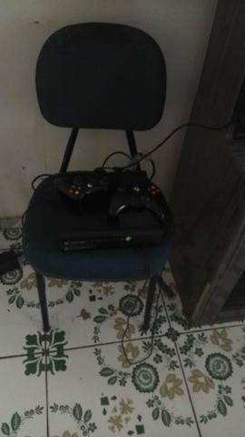 Vendo X Box 360 bloqueado