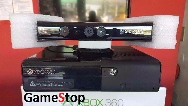 XBOX 360 Completo com Kinect Destravado com  Jogos