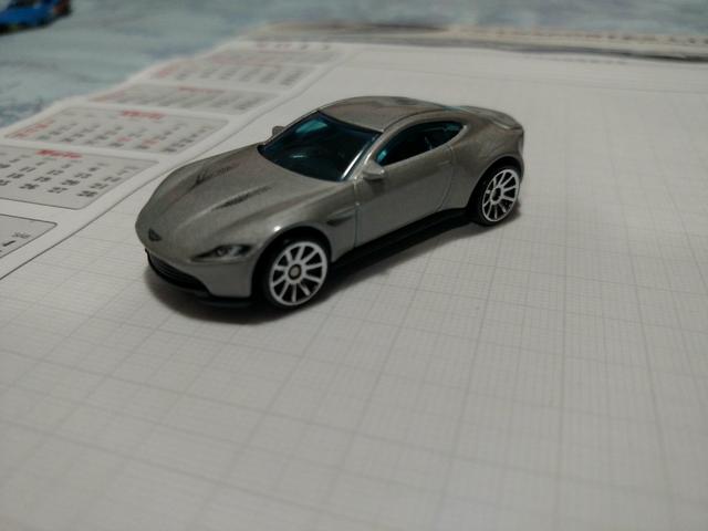 Hotwheels Aston Martin DB