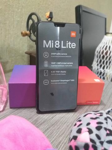 Xiaomi 8 mi lite 64gb 3gb de ram