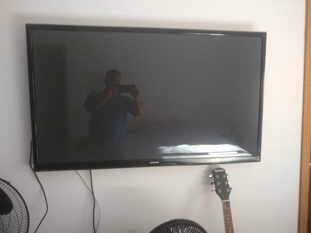 Vendo tv de 51 polegadas