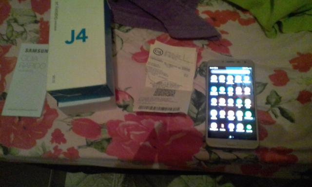 J4 32 GB