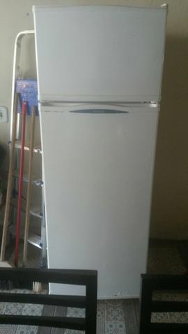 Geladeira consul