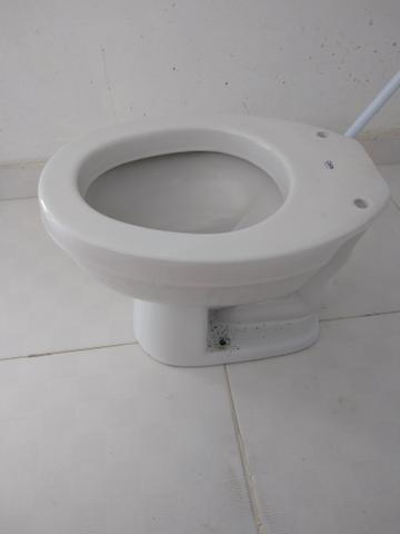 Vaso sanitário Celite infantil com assento