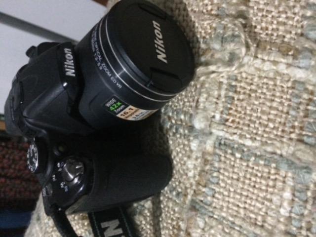 Câmera semi profissional Nilton p530