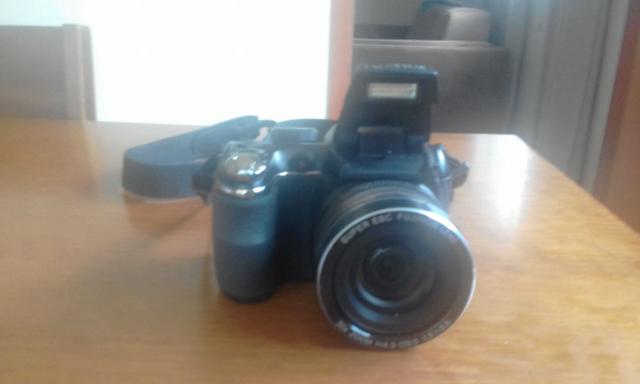 Vende-se Câmera Semi Pro Fujifilm Smp Zoom 30x