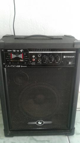 Vendo uma caixa de som amplificado
