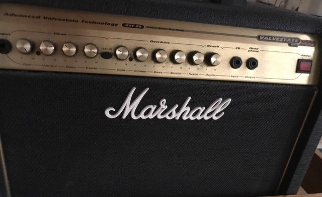 Amplificador Marshall valvestate AVT 50