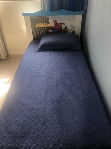 Cama infantil do homem aranha com cama auxiliar