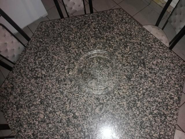 Mesa c/ 6cadeiras