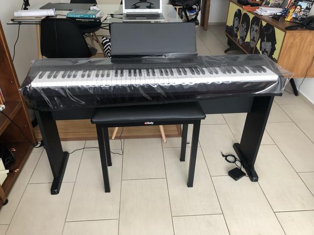 Piano Eletrônico CASIO CDP-230R