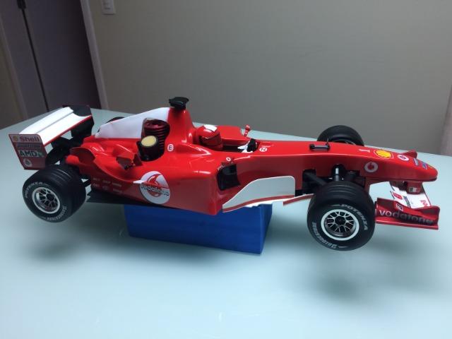 Automodelo kyosho Ferrari F